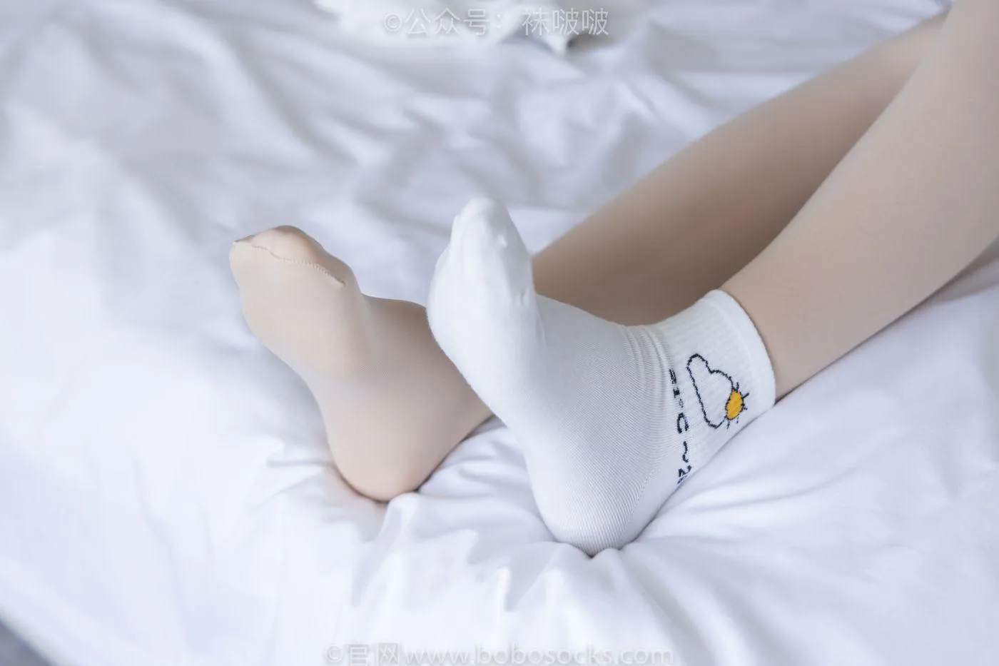 [BoBoSocks袜啵啵]NO.031 小奶熊-AJ板鞋、白棉袜、厚肉丝 [149P]插图8